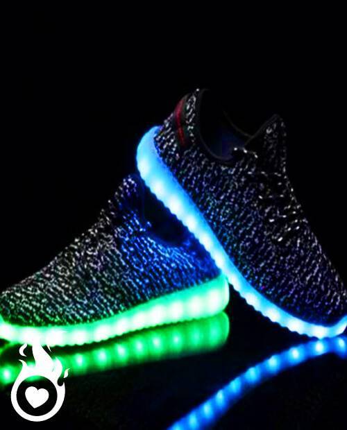 Sneakers Lumineuses LED "Yeezy" (5 Coloris)